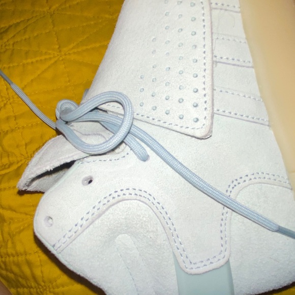 NWT adidas tubular shoes - Picture 8 of 11